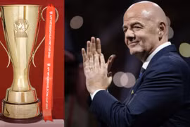 Chủ tịch FIFA và cúp vàng chờ đón tuyển Việt Nam tại Rajamangala