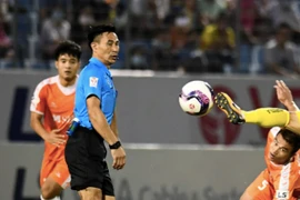 Bạo lực V-League có 'bóng dáng' trọng tài