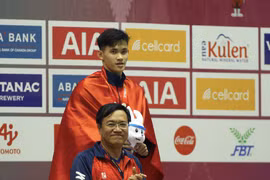 Đoàn Việt Nam đón kỷ lục đầu tiên tại SEA Games 32