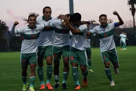 Indonesia thắng 4 'sao' trước khi đối đầu tuyển Việt Nam ở AFF Cup