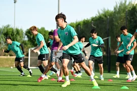 HLV Kiatisak muốn Thái Lan mạnh dạn tấn công trước Uzbekistan