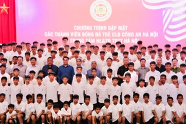 CLB Công an Hà Nội ra mắt các đội trẻ từ U9 đến U21