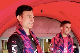 Đặng Văn Lâm ra mắt, CLB Cerezo Osaka hưởng niềm vui chiến thắng