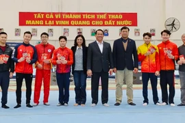 Tập xuyên Tết, đội thể dục dụng cụ "săn" vé Olympic từ cúp thế giới