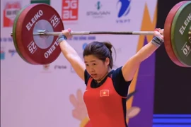 Lực sỹ Hoàng Thị Duyên phá kỷ lục, dễ dàng bảo vệ HCV SEA Games