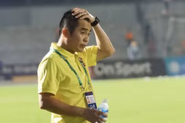 9 vòng, 4 HLV mất ghế