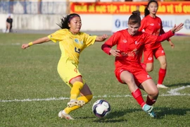 Huỳnh Như không thể ghi bàn trong ngày sinh nhật