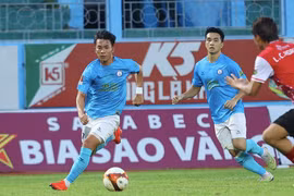 FIFA gỡ án phạt, CLB Khánh Hòa được "cứu" phút chót