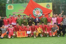 Sôi nổi giải bóng đá 7 người tuổi trẻ Công an Thủ đô 2023