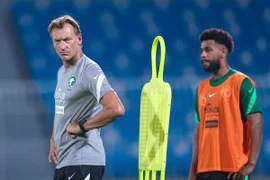 Đối thủ của thầy Park bất bại 14 trận gần nhất