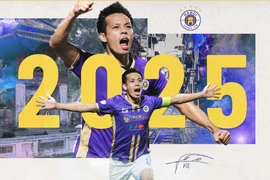 Văn Quyết quyết định gắn bó 15 năm với Hà Nội FC