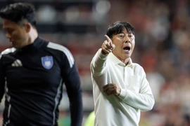 Lý do HLV Shin Tae-yong bị sa thải chóng vánh tại Hàn Quốc