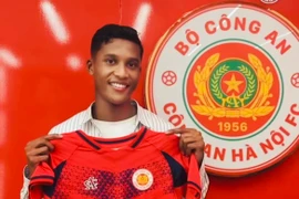 Thêm tài năng Việt kiều gia nhập Công an Hà Nội FC