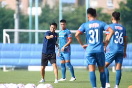 Điều động 12 học trò HLV Troussier vào đội hình dự ASIAD 19