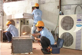 Trang bị kỹ năng, giảm thiểu tai nạn lao động trong lĩnh vực điện tử điện lạnh