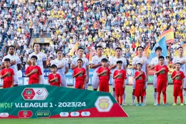 "Chảo lửa" Thiên Trường mở cửa tự do, sẵn sàng nâng cúp vàng V-League
