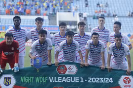 HAGL, SLNA hay Hà Tĩnh phải 'đấu sinh tử' trụ hạng?