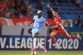 Một loạt giải bóng đá Việt Nam lên lịch lăn bóng trở lại