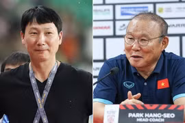 Thầy Park truyền lại 'bí kíp' thành công cho HLV Kim Sang-sik