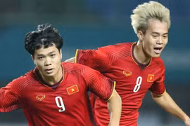 HLV Troussier gọi Công Phượng, Văn Toàn về nước