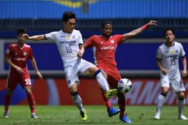 ĐKVĐ Ulsan Hyundai bị chê sau trận thắng nhọc CLB Viettel