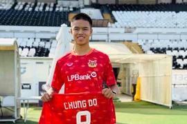 "Bom tấn" Việt kiều chính thức gia nhập V-League