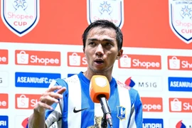 Chanathip không nghĩ chọc thủng lưới Nguyễn Filip từ giữa sân