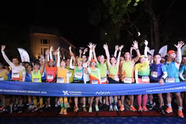 134 giải thưởng được trao tại VNExpress Marathon Hanoi Midnight 2022