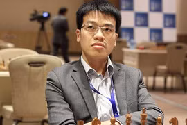 Lê Quang Liêm xếp trên "vua cờ" Carlsen, bỏ túi 32.500 USD