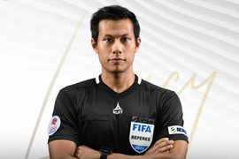 Trong lúc chờ VAR, V-League tiếp tục đón trọng tài ngoại