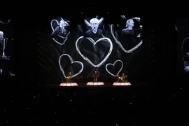 "Sống lại tiếng yêu đầu" tại đêm nhạc Michael Learns To Rock 