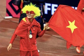 AFF ngợi ca và kỳ vọng Quang Hải toả sáng