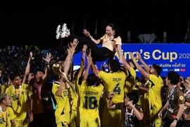 Cầu thủ Thái Lan công kênh nữ chủ tịch trên đỉnh King's Cup 2024