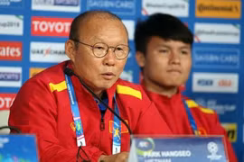 V-League và thầy Park sốt ruột chờ phán quyết từ AFC