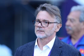 HLV Troussier 3 lần toàn thua Indonesia và lời hứa "tháng 3 sẽ khác"