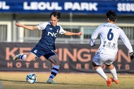 CLB Seoul E-Land báo tin Văn Toàn chấn thương