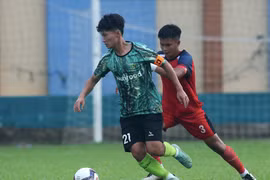 VFF phạt nặng cầu thủ đánh nhau, hăm doạ trọng tài giải hạng ba