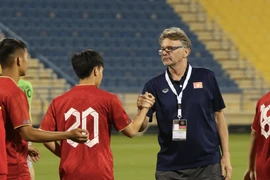 HLV Troussier nói điều hài lòng sau 3 trận toàn thua tại Doha Cup