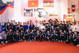 Về nhì Đông Nam Á, U19 Lào được trọng thưởng tại quê nhà