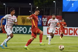 Tuyển Việt Nam mời Campuchia giao hữu