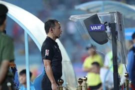 VAR tạo nên vòng đấu lịch sử V-League