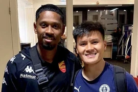 Cựu hậu vệ U18 Pháp đầu quân cho Công an Hà Nội FC