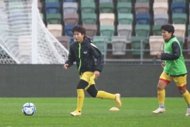 Tuyển nữ Việt Nam đấu Tây Ban Nha khung giờ "lạ"