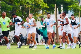 Đội bóng Việt Nam có thể dùng 11 ngoại binh đá cúp châu Á