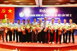 Ông Tô Văn Động tái đắc cử Chủ tịch Liên đoàn Bóng đá thành phố Hà Nội