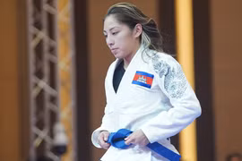 Campuchia mất 'hi vọng vàng' Jessa Khan tại ASIAD 19