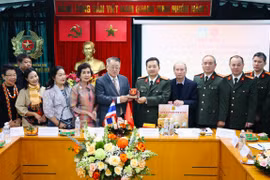Đoàn báo chí Chiang Mai và An ninh Thủ đô giao lưu, chia sẻ kinh nghiệm