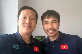 Chữa khỏi Covid-19, HLV futsal Việt Nam rời World Cup về nước