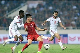 Tuyển Việt Nam có được đá trên sân nhà Mỹ Đình?