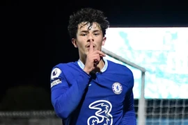 FIFA cấp phép cựu tiền đạo Chelsea khoác áo tuyển Thái Lan